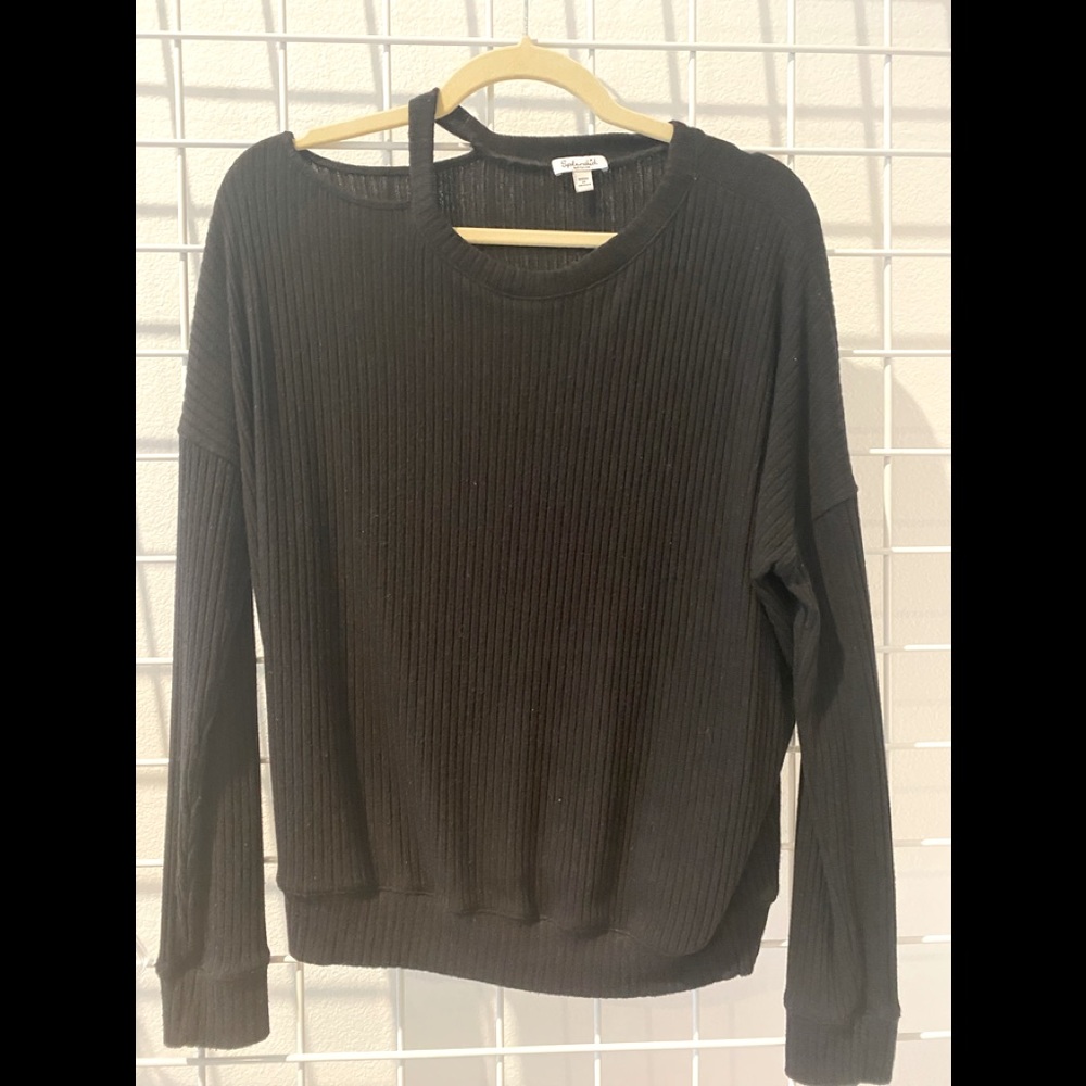 Splendid LS Rib Cut Out Shoulder Top